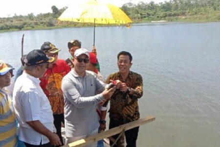 Muhammad Faisal Hadiri Dan Apresiasi Pembukaan Lubuok Laghangan Danau Sembat